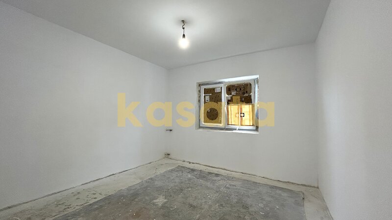 Sebastian, 3 camere, hol H, decomandat, 76 mp